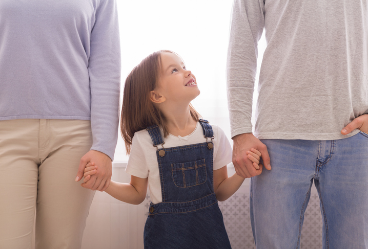 FIVE WAYS TO KEEP YOUR CHILDREN OUT OF THE MIDDLE